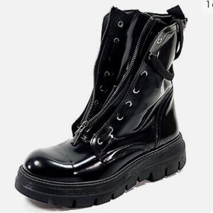Women’s Carvela Kurt Geiger Black Combat Boots Size 39/8.5 NEW WITHOUT BOX
